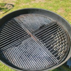 Cast iron barbecue grill