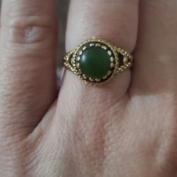 14k Gold Jade Vintage Unique Ring