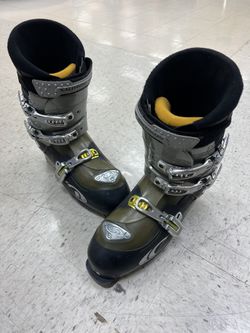 SALOMON SensiFit Ski Boots Ellipse Model Men Size US 12 L, UK 11½ (Good condition) for Sale in Cornelius, NC - OfferUp