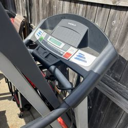 Treadmill 