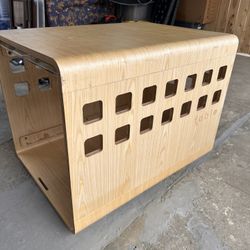 Dog crate 