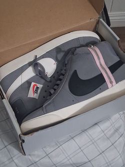 Fly ass zipped NIKES!!!