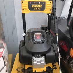 Pressure Washer Dewalt3100