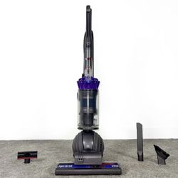 Dyson Slim Ball Animal Vacuum Cleaner w/ attachments- Aspiradora