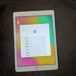 Apple ipad 6th Gen Tablet Excellent Condition 