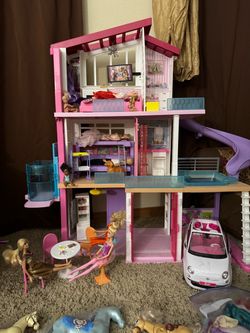 Barbie DreamHouse 3-Story Dollhouse with Accessories