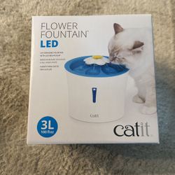 New Catit Flower Fountain LED For Pet Cat Or Kitten