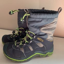 Keen Snow Boots Size 1