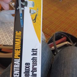 New! Deluxe Airbrush Kit