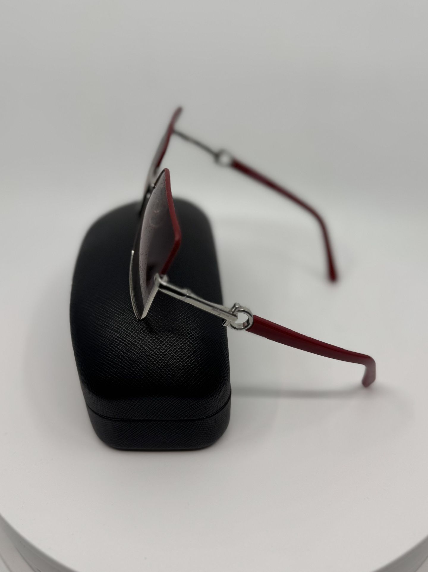 Salvatore Ferragamo Sunglasses Silver Frame /Red Pink Gradient Rectangle New! Amazon.com: FERRAGAMO Sunglasses SF 1079 S 614 Burgundy Rose  main image 3