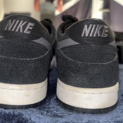 Nike   SB   Dunk Low. IW.  Blacklite. Graphite