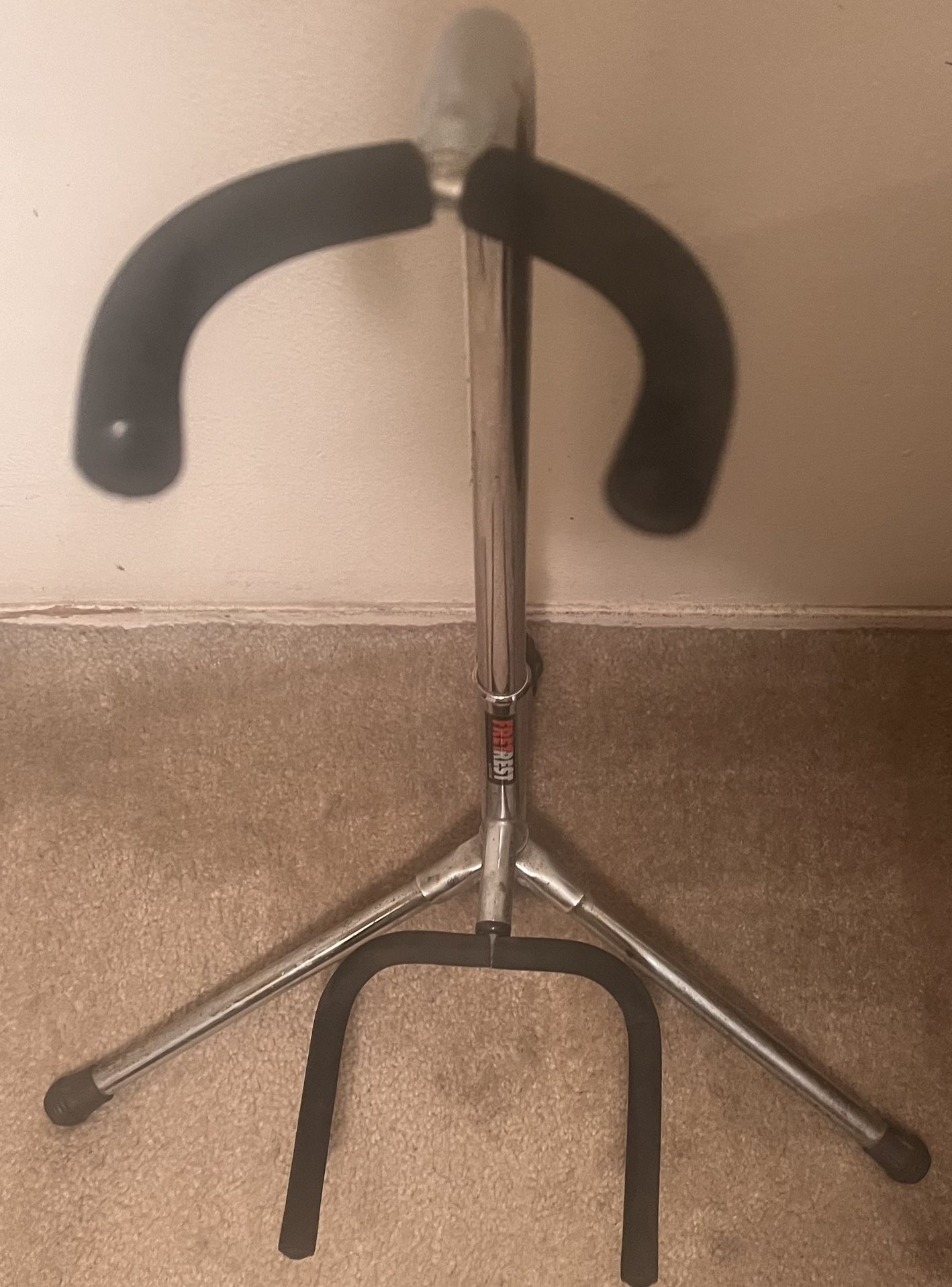 Proline GS1E Classic Guitar Stand for Acoustic & Electric Guitars