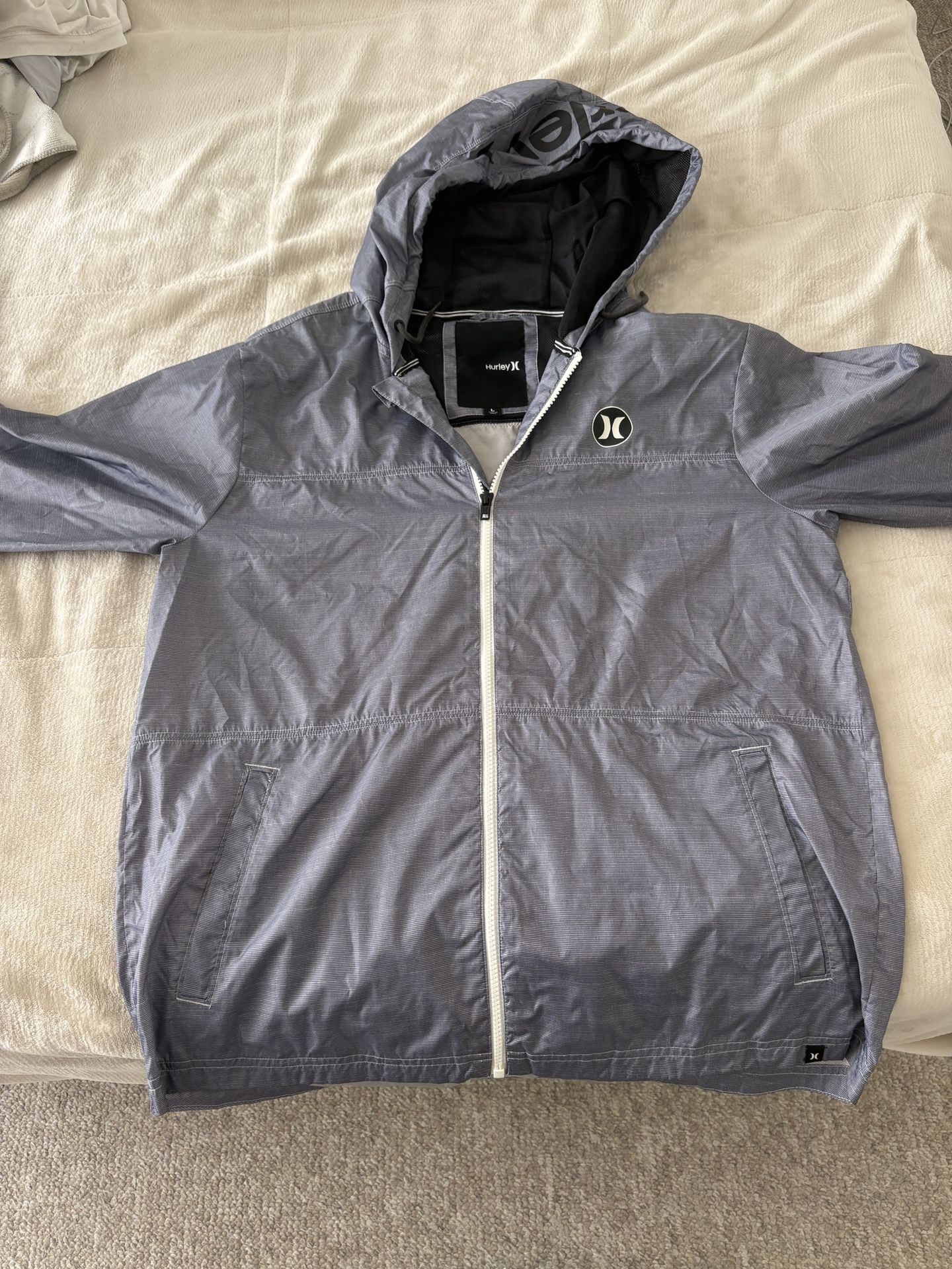 Jackets/sweatshirts