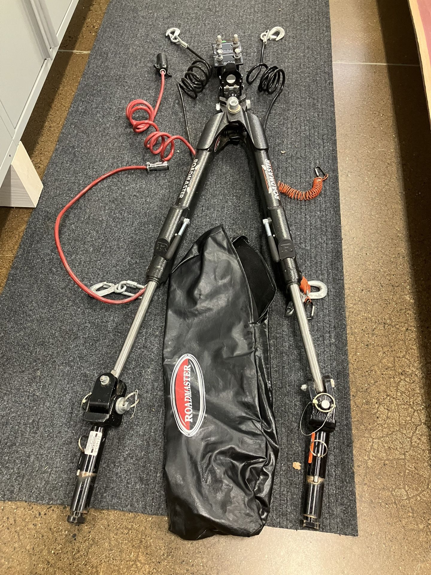 Roadmaster Nighthawk Tow Bar