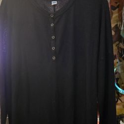 Ladies Large,  Old Navy Black Top Tee