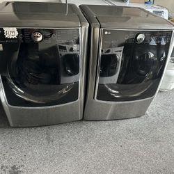 LG Washer And Gas Dryer Set