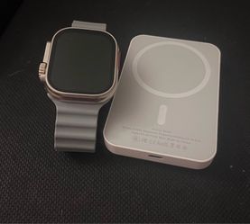 Smartwatch and powerbank