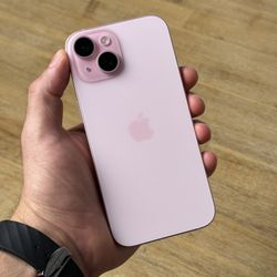 Brand New iPhone 15 128 GB Unlocked for any Carriers 