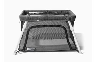 Guava Family travel crib / play pen