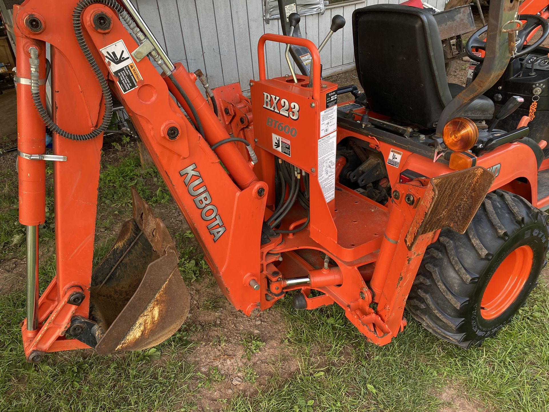 Kubota BX23 Sub Compact Tractor Loader Backhoe for Sale in Ringoes, NJ