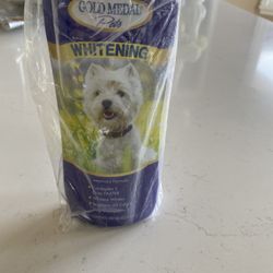 Whitening Shampoo for a dog