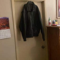 Men’s XL Leather Jacket Like New