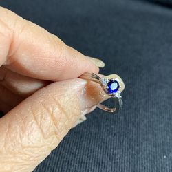 Size 6 sterling Silver Genuine Sapphire Stone Ring