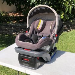 Graco Infant Car Seat & Base