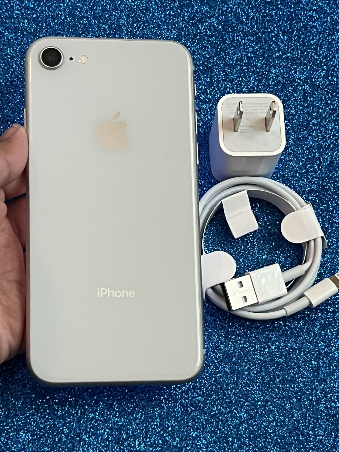 iPhone 8 64GB ゴールド 箱付き 即決価格】Apple iPhone 8 ゴールド