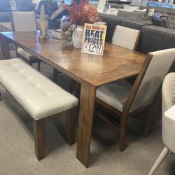 Stunning Wood Dining Set! $1199 🤎⛅️✨