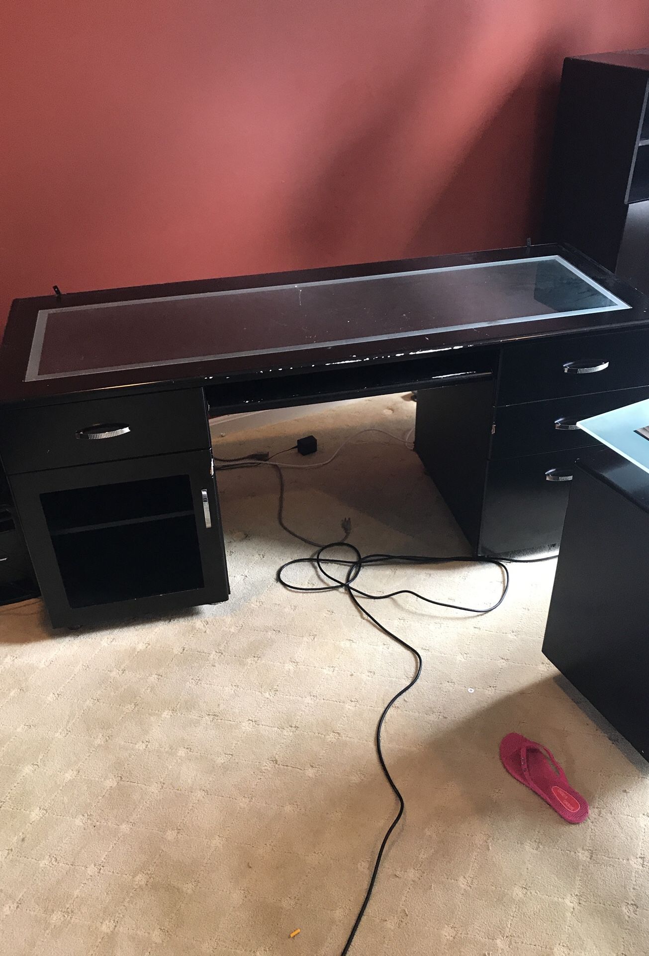 Nice desk forsale