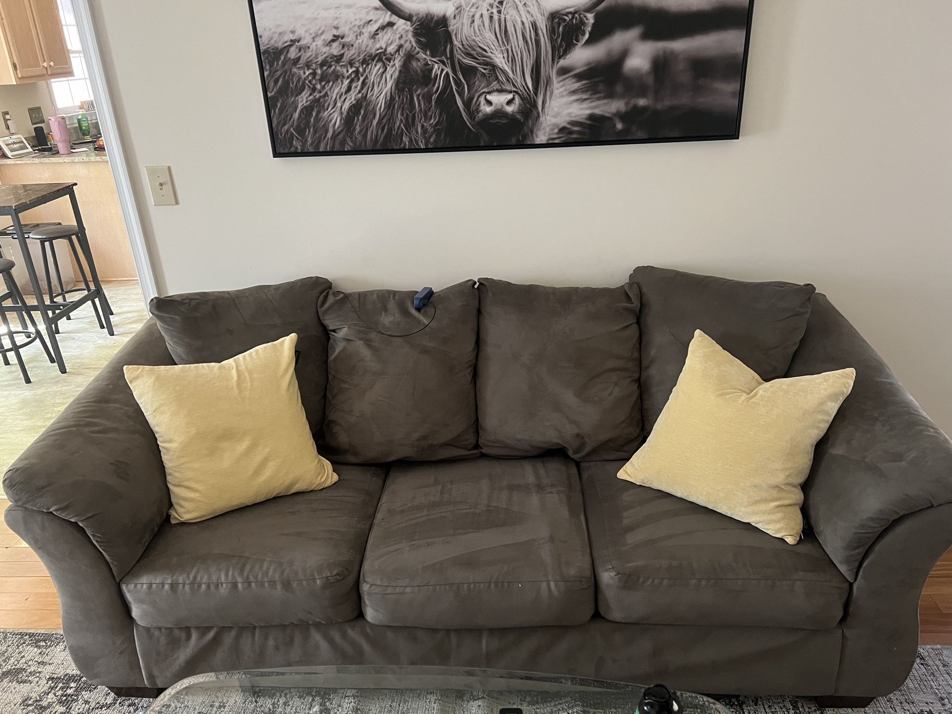 Couch & loveseat