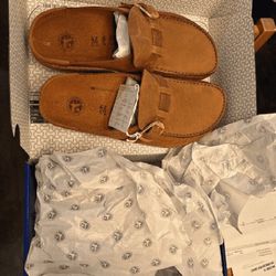 Renew Your Wardrobe with Birkenstock’s New Styles! camera or