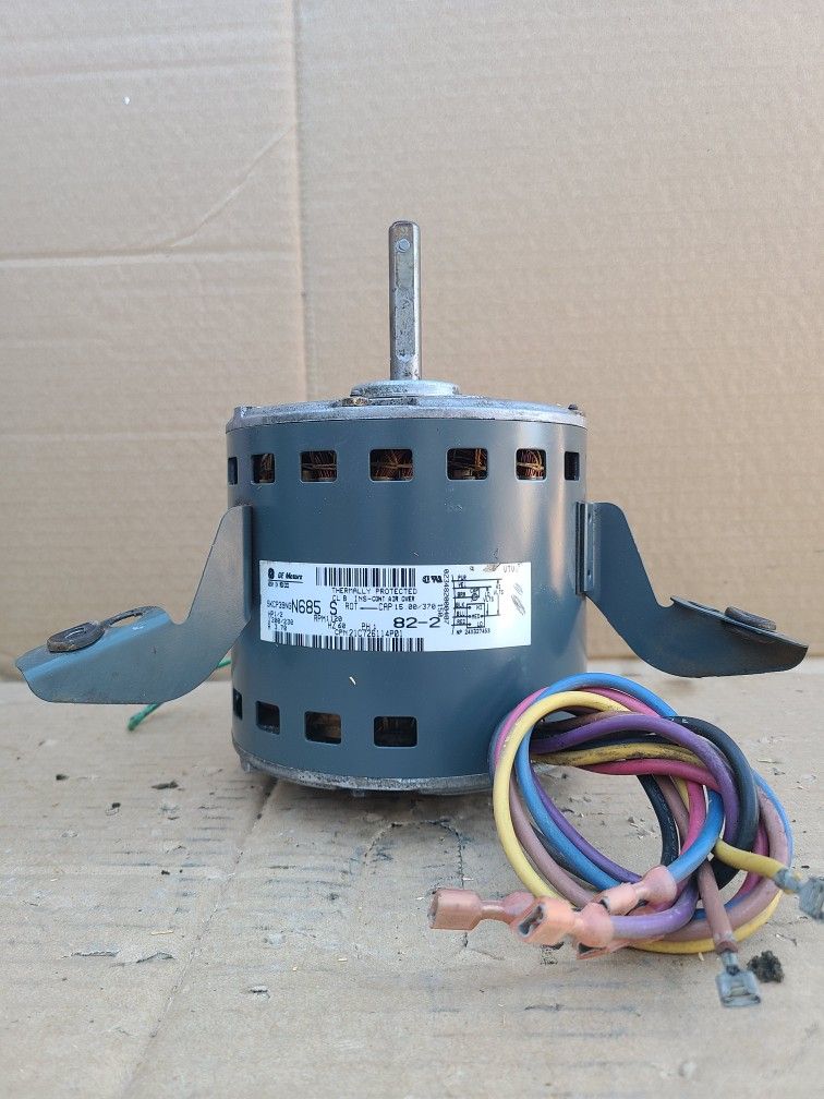 1/2 HP 208-230V 1075RPM AC UNIT BLOWER MOTOR. I HAVE ANY SIZE ON CAPACITORS CONDENSER AND BLOWER MOTORS.