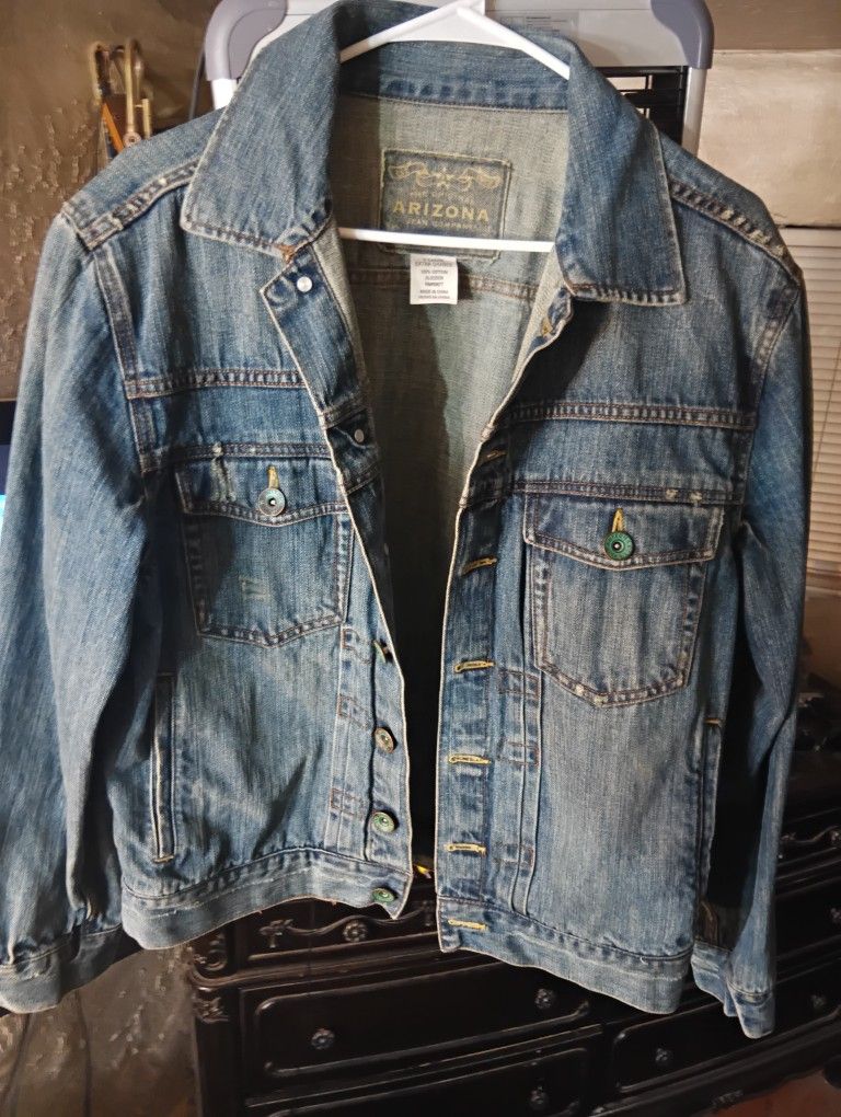 Men's Arizona Denim Jacket, Extra Large. Great Condition!