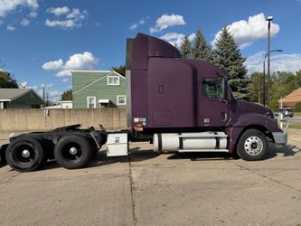 2007 Freightliner Columbia 12.7 Glider pre-emission