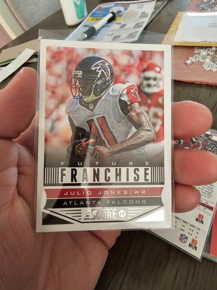 Atlanta Falcons Julio Jones '13 Panini Score Sidelines Insert '15 Panini Donruss '18 Panini Score Football Cards