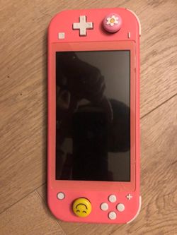Pink nintendo switch lite
