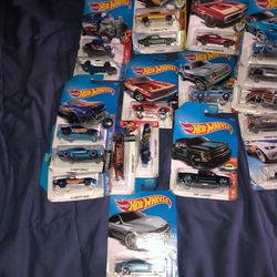 20 Hot wheels