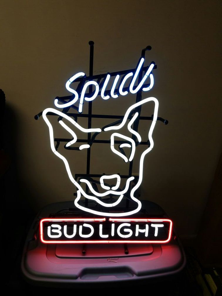 Bud light beer spuds mackenzie neon sign