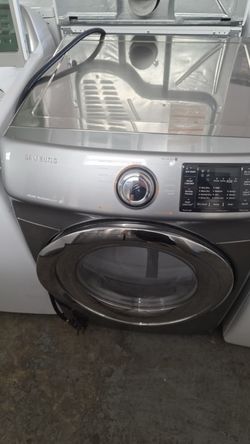 Samsung Front Load Dryer with Steam