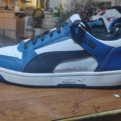 Unisex Puma Layup Low Sneakers Size 9 $20