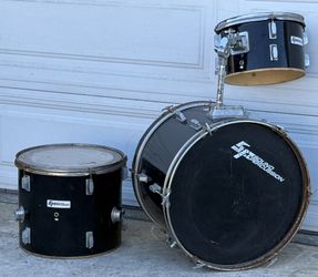 Junk Drum Set Drums $10