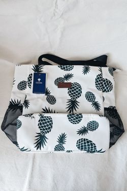 ESVAN Oversized Waterproof Beach Pineapple Tote Bag