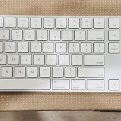 Apple Magic Keyboard With Numeric
