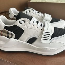 Burberry Regis Black White Archive Beige