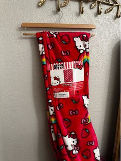 Hello Kitty Blanket