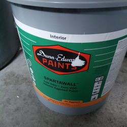 Dunn Edwards White Eggshield Paint