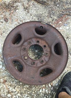 17" Chevy Silverado rim 8 lug