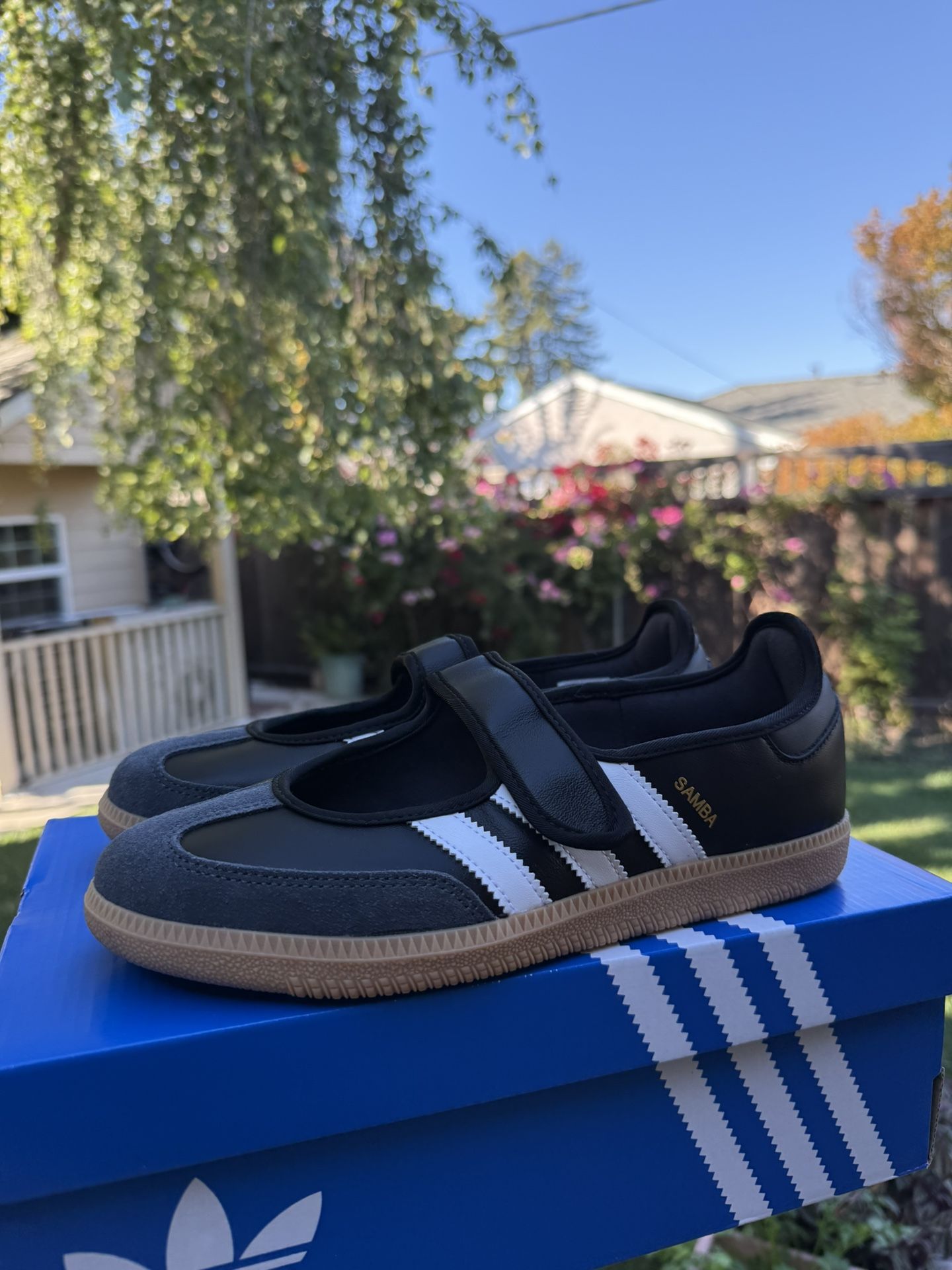 Adidas Womens Samba Jane Black White Gum JQ6445 Women Size 8